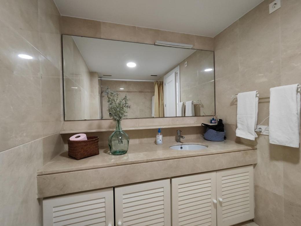Estudio Puerto De Sotogrande سان روكي المظهر الخارجي الصورة